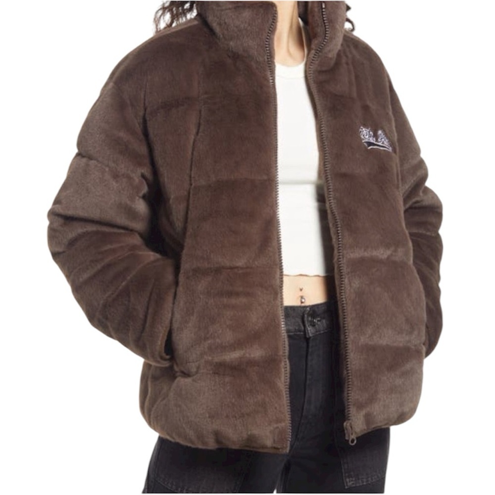 BDG Urban Outfitters lets Frans Donna Faux Fur Puffer Jacket Small S Petite Brow